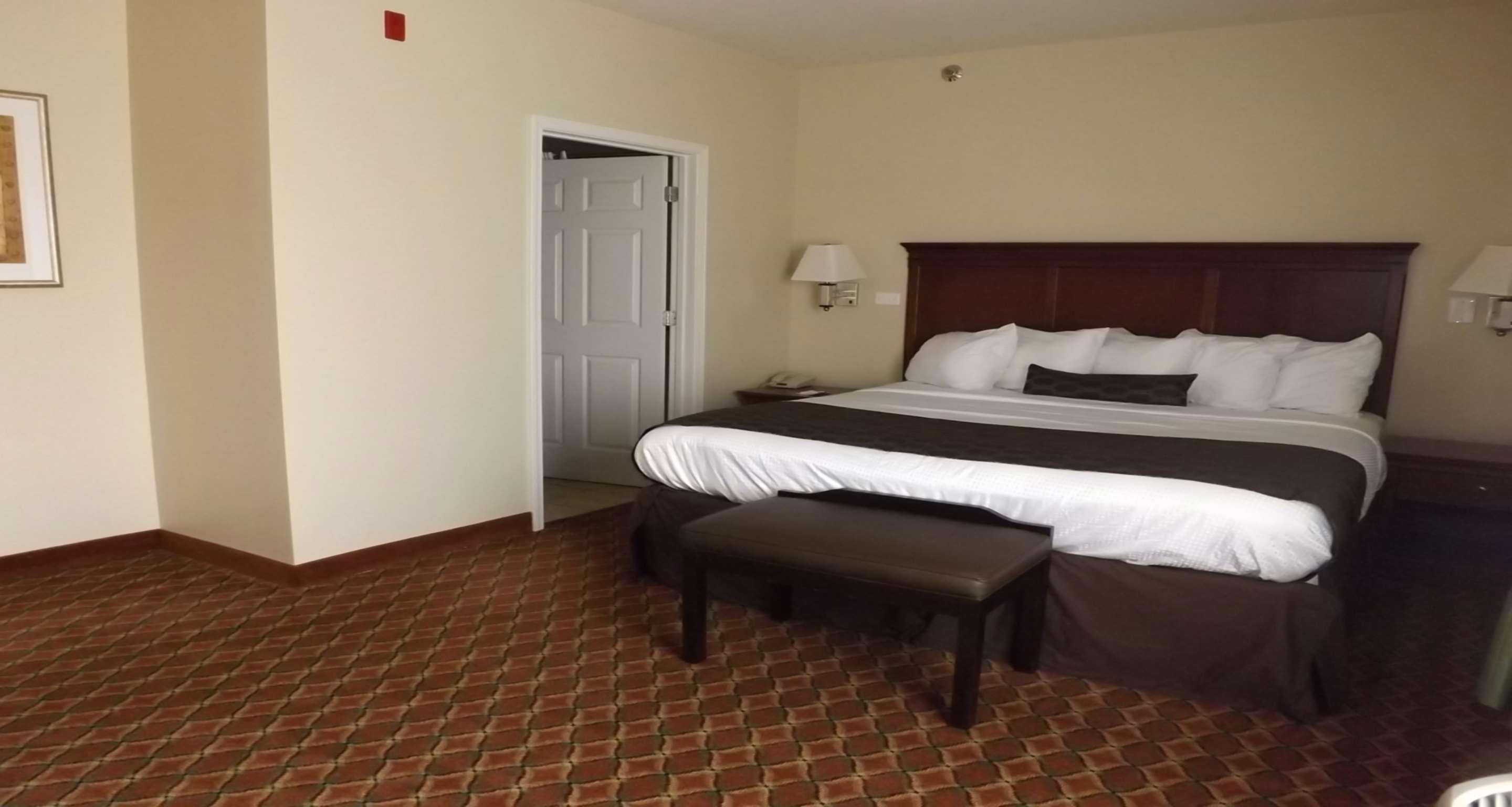 Best Western Plus Midamerica Hotel Mascoutah Екстериор снимка