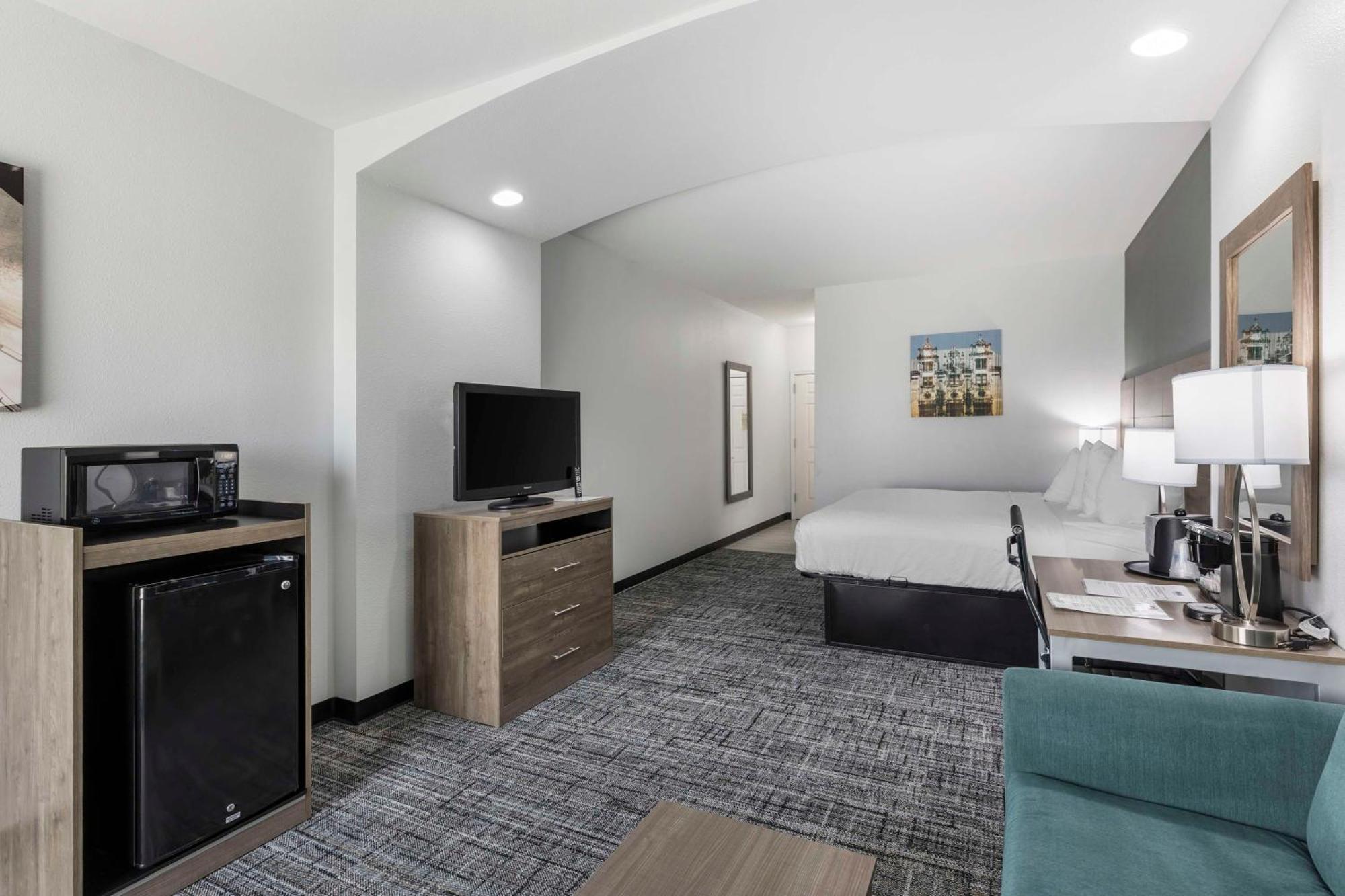 Best Western Plus Midamerica Hotel Mascoutah Екстериор снимка